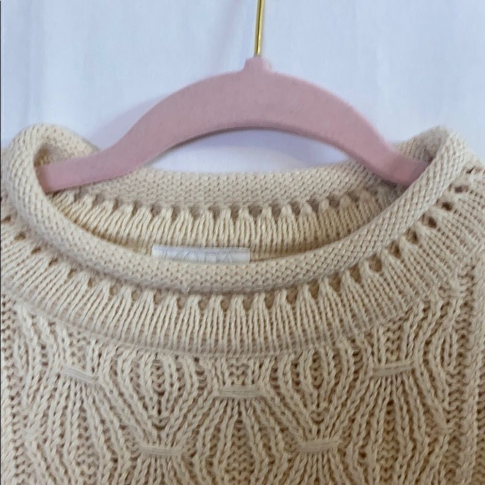 Mode International Cropped Sweater - Picture 7 of 9
